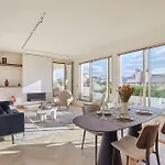 Penthouse With View Of The Eiffel Tower-Faubourg